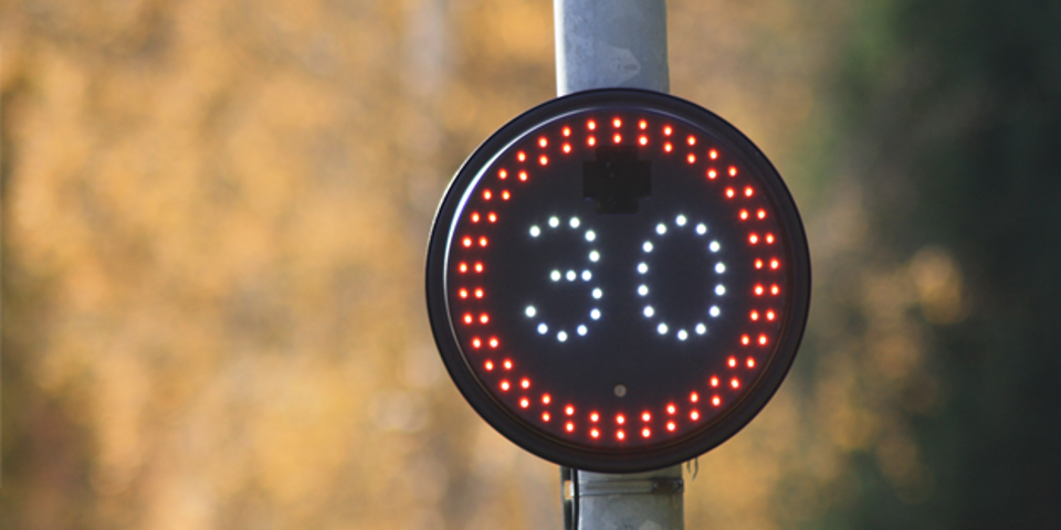 ATS - Active Traffic Sign - hastighetspåminnare