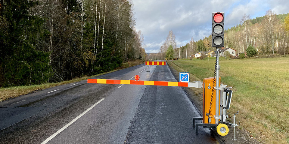 Trafikljus med bom